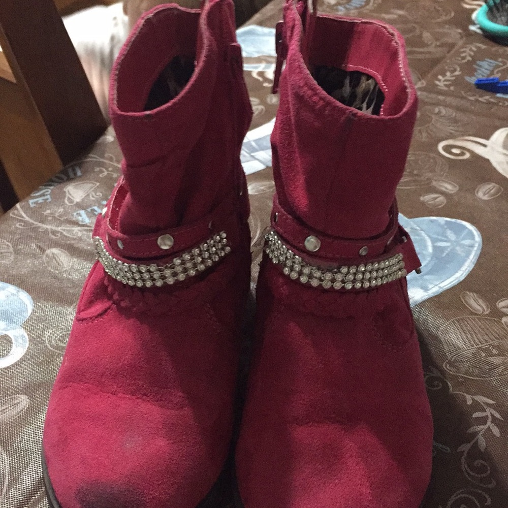 Toddler size 11 girls boots🎀